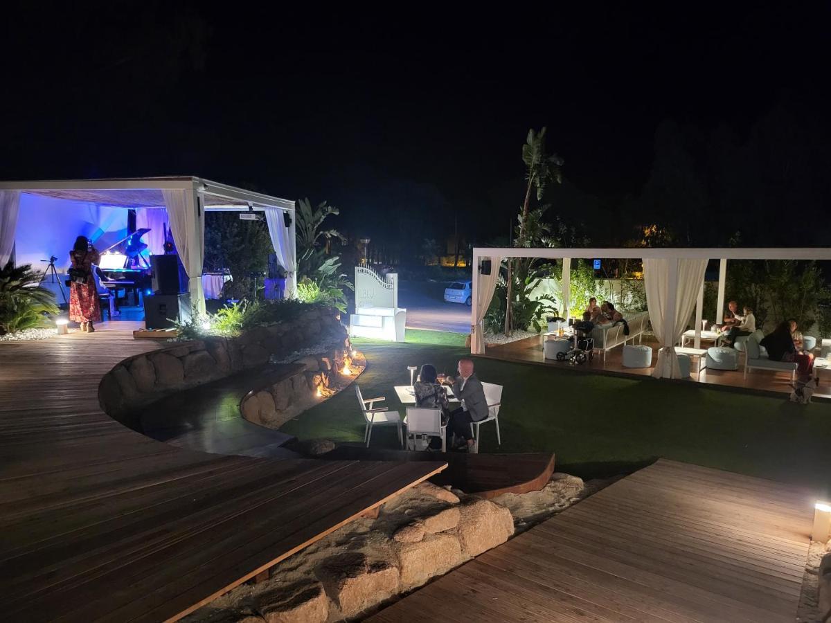 Oasi Blu Sardinia Hotel Santa Margherita di Pula Buitenkant foto