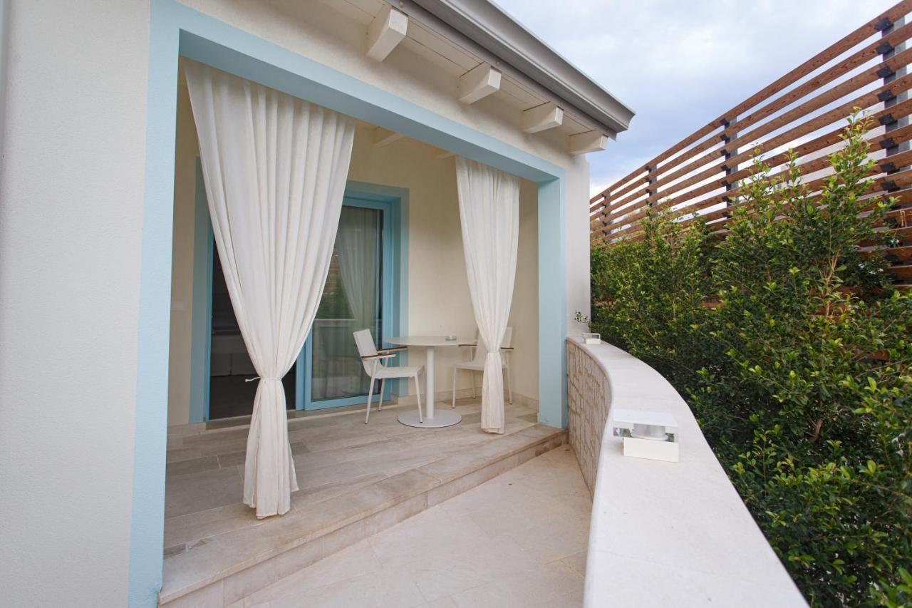 Oasi Blu Sardinia Hotel Santa Margherita di Pula Buitenkant foto